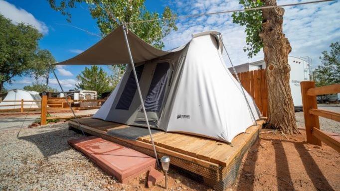 Funstays Glamping Setup Tent In Rv Park #2 Ok-T2 Moab Kültér fotó